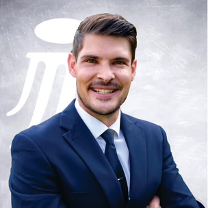 Jaco Pretorius, Agent